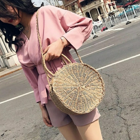 Handmade Handbags - LAST ONE⬇️Round Straw Bali Handmade Bag
